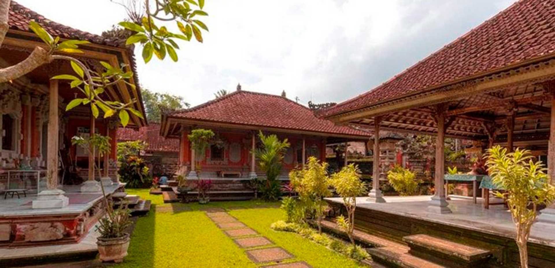 balitourvoyage balinese house header