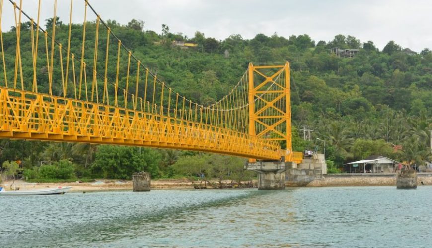 bridge lembongan e1663645572129