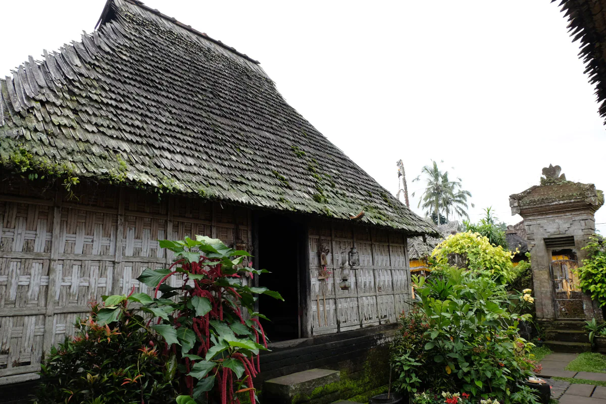 11.00 - Visit Traditional House 